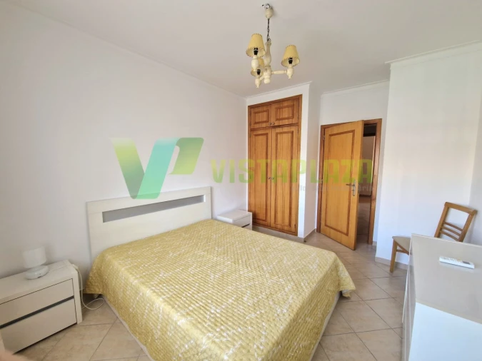 Apartamento T1 para Arrendamento em Portimão Foto 9
