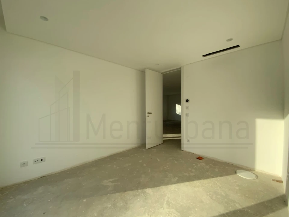 Moradia T4 para Venda em Cascais e Estoril Foto 13