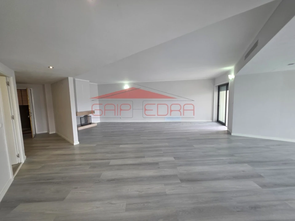 Apartamento T3 para Venda em São Vicente (Braga) Foto 10