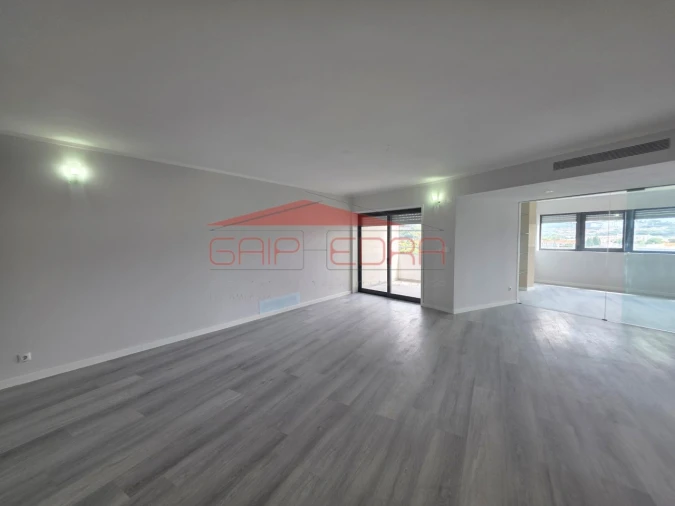 Apartamento T3 para Venda em São Vicente (Braga) Foto 9