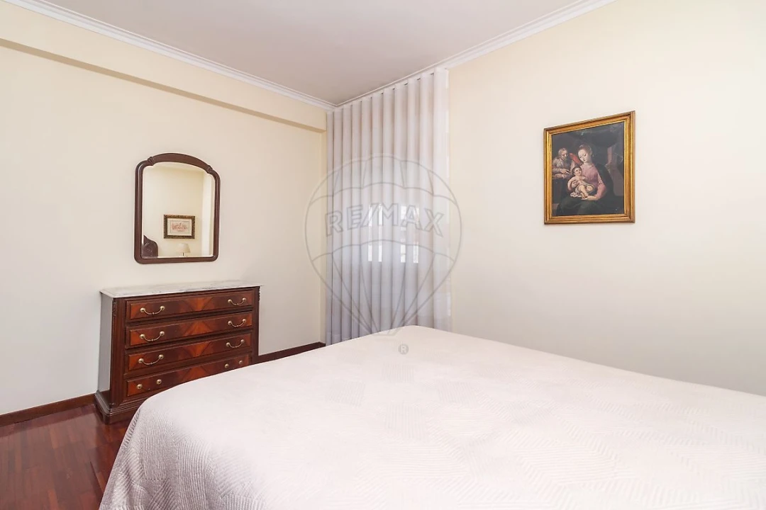 Apartamento T3 para Venda em Vila Franca de Xira Foto 15