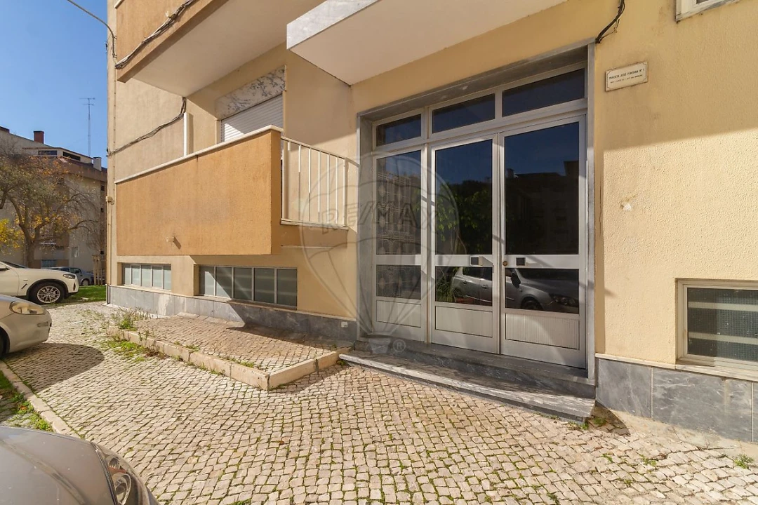 Apartamento T3 para Venda em Vila Franca de Xira Foto 36