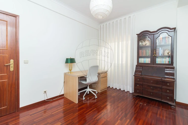 Apartamento T3 para Venda em Vila Franca de Xira Foto 18