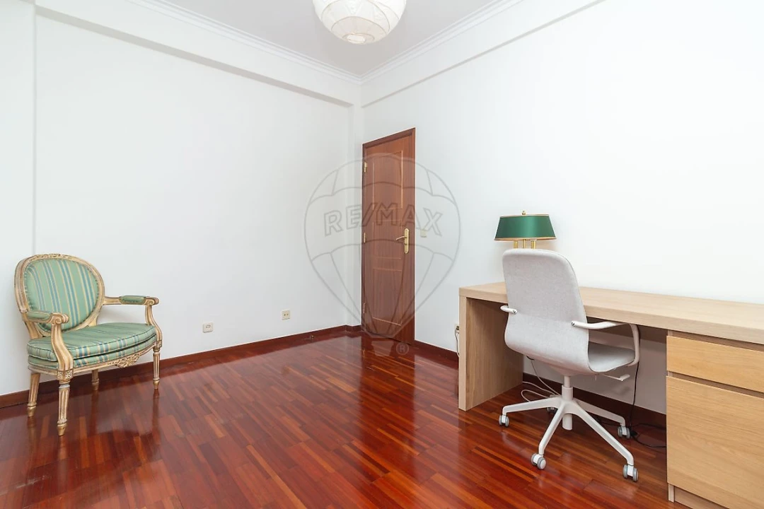 Apartamento T3 para Venda em Vila Franca de Xira Foto 19