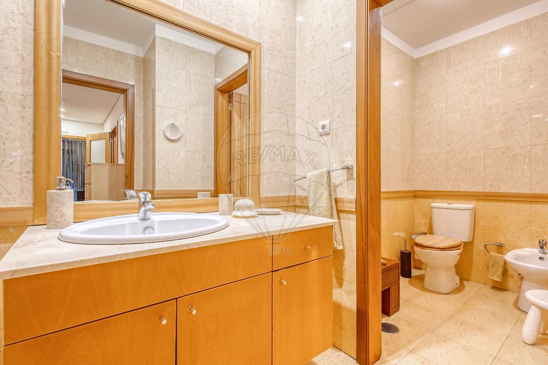 Apartamento T3 para Arrendamento em Gondomar (São Cosme), Valbom e Jovim Foto 21