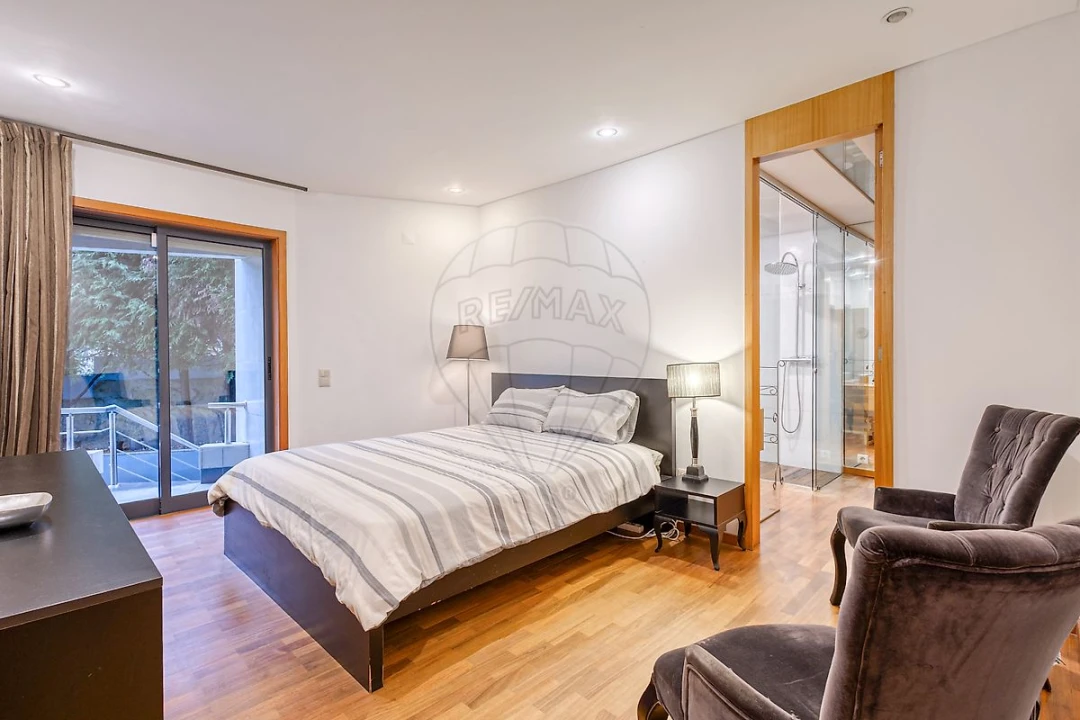 Apartamento T3 para Arrendamento em Gondomar (São Cosme), Valbom e Jovim Foto 15