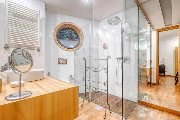 Apartamento T3 para Arrendamento em Gondomar (São Cosme), Valbom e Jovim Foto 16