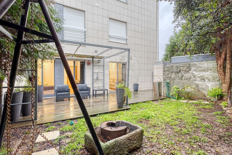 Apartamento T3 para Arrendamento em Gondomar (São Cosme), Valbom e Jovim Foto 11