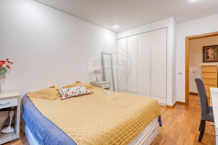 Apartamento T3 para Arrendamento em Gondomar (São Cosme), Valbom e Jovim Foto 18