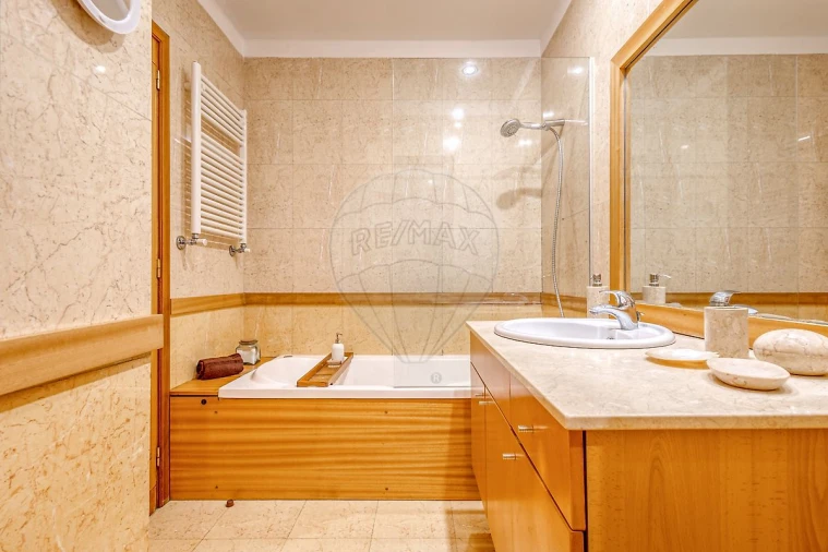 Apartamento T3 para Arrendamento em Gondomar (São Cosme), Valbom e Jovim Foto 22