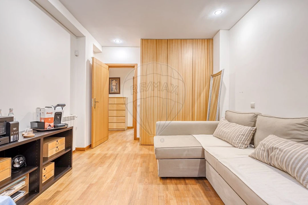 Apartamento T3 para Arrendamento em Gondomar (São Cosme), Valbom e Jovim Foto 20