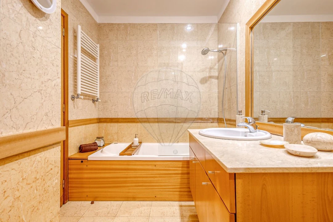 Apartamento T3 para Arrendamento em Gondomar (São Cosme), Valbom e Jovim Foto 22