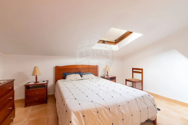 Moradia T4 para Venda em Silveira Foto 20