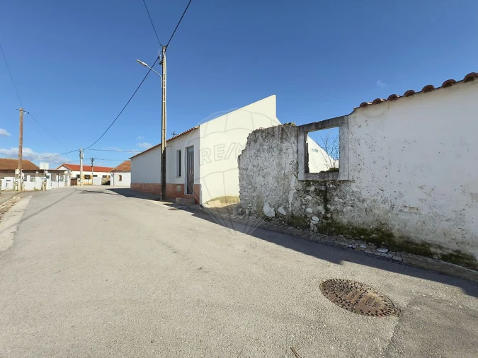 Armazém para Venda em Azueira e Sobral da Abelheira Foto 5