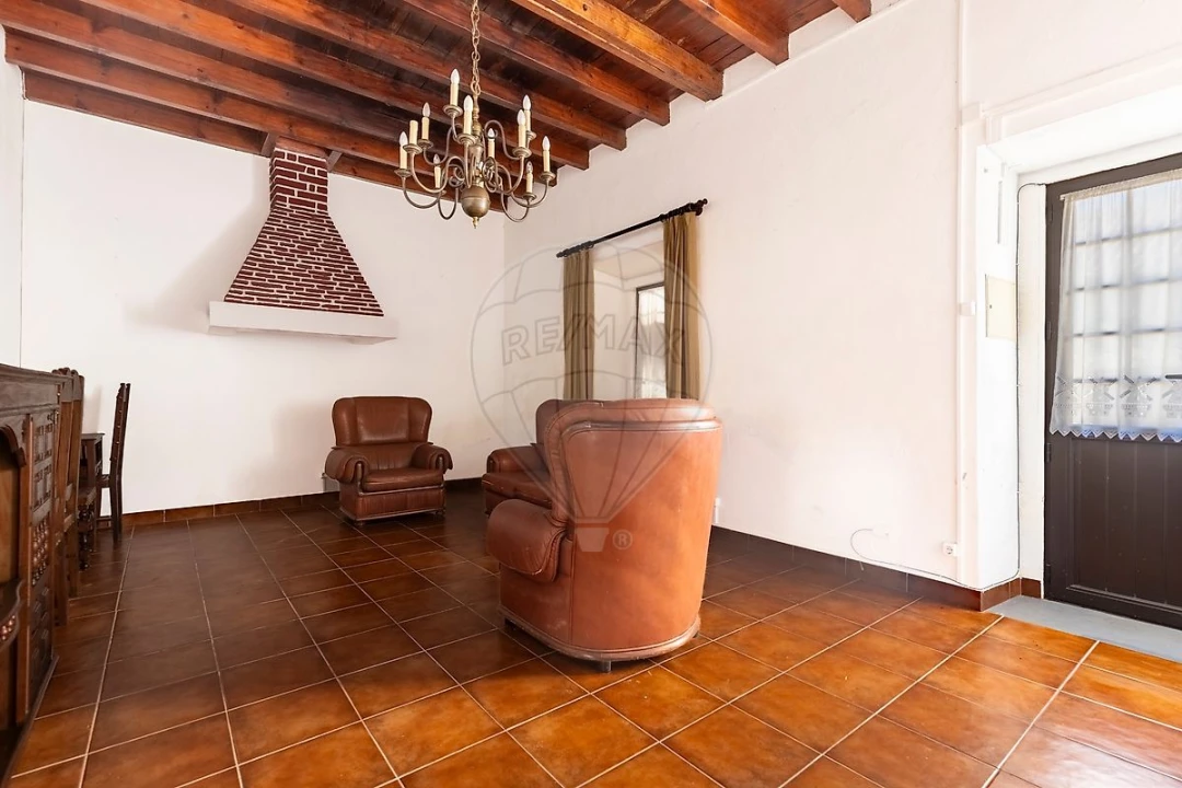 Moradia T3 para Venda em Atouguia da Baleia Foto 9