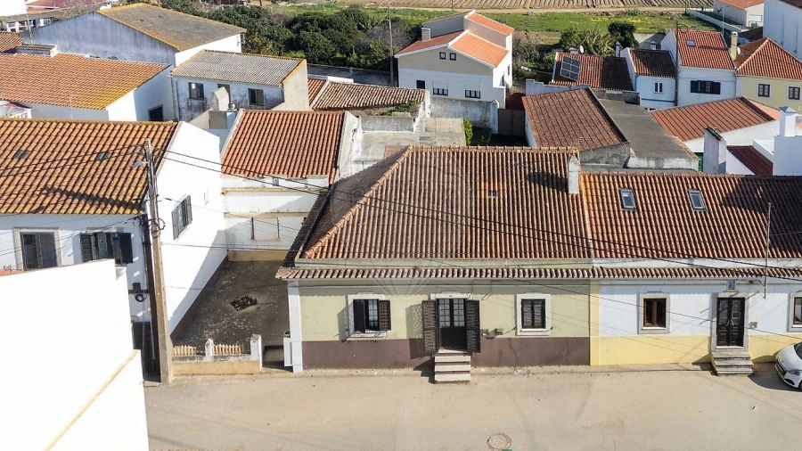 Moradia T3 para Venda em Atouguia da Baleia Foto 23