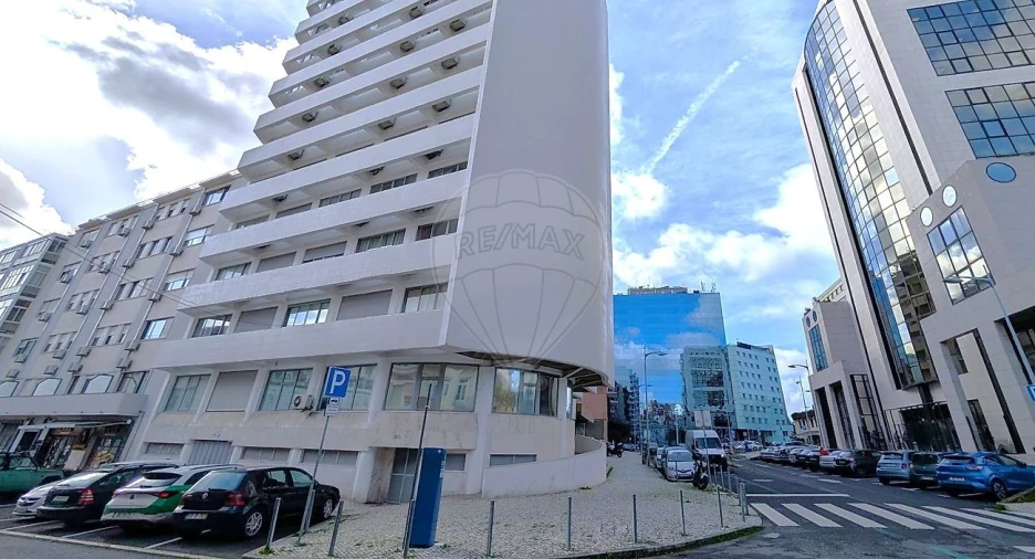 Apartamento T2 para Arrendamento em Avenidas Novas Foto 16