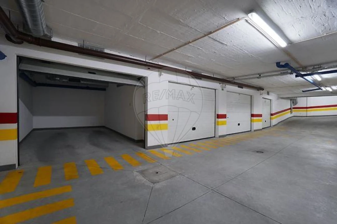 Apartamento T1 para Arrendamento em Póvoa de Santa Iria e Forte da Casa Foto 15