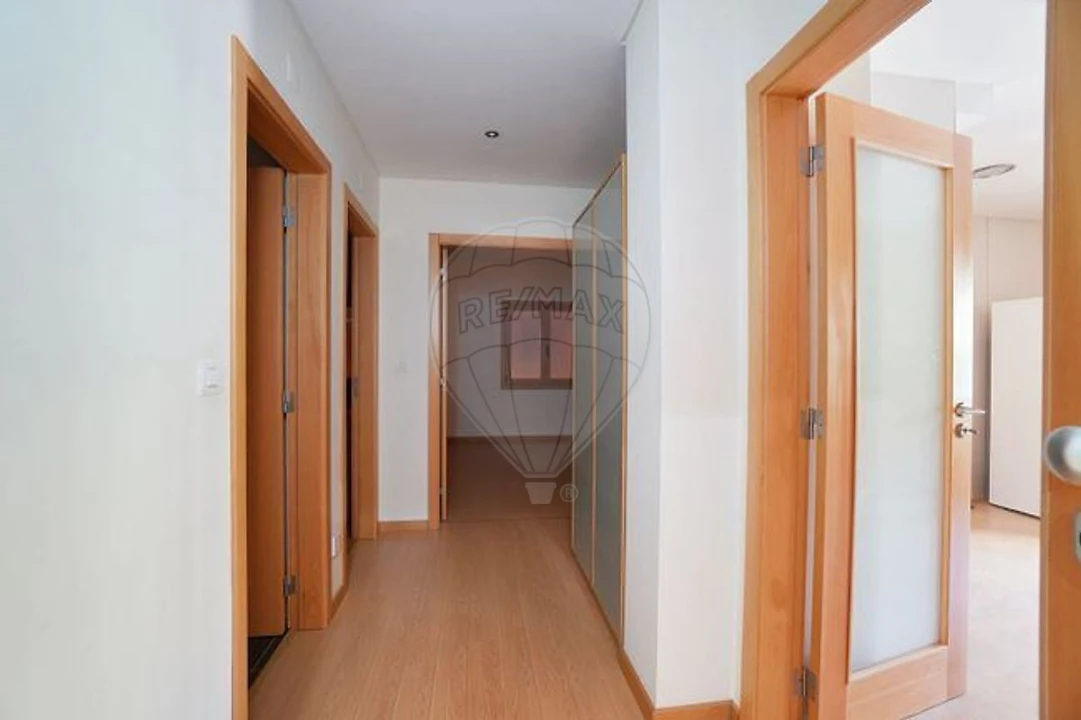 Apartamento T1 para Arrendamento em Póvoa de Santa Iria e Forte da Casa Foto 6