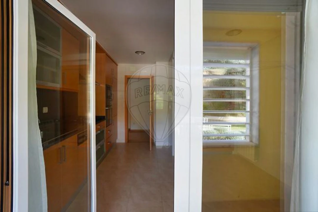 Apartamento T1 para Arrendamento em Póvoa de Santa Iria e Forte da Casa Foto 4