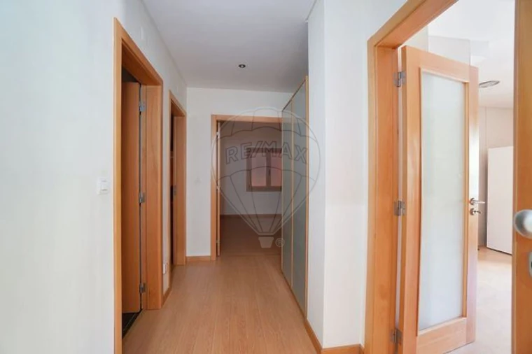 Apartamento T1 para Arrendamento em Póvoa de Santa Iria e Forte da Casa Foto 6