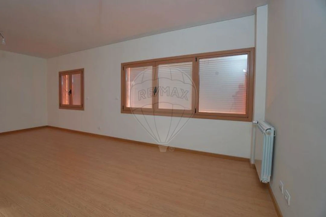 Apartamento T1 para Arrendamento em Póvoa de Santa Iria e Forte da Casa Foto 7