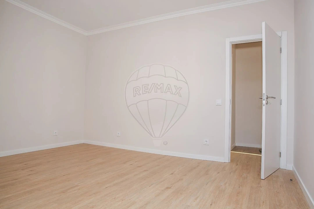 Apartamento T3 para Arrendamento em Póvoa de Santa Iria e Forte da Casa Foto 26