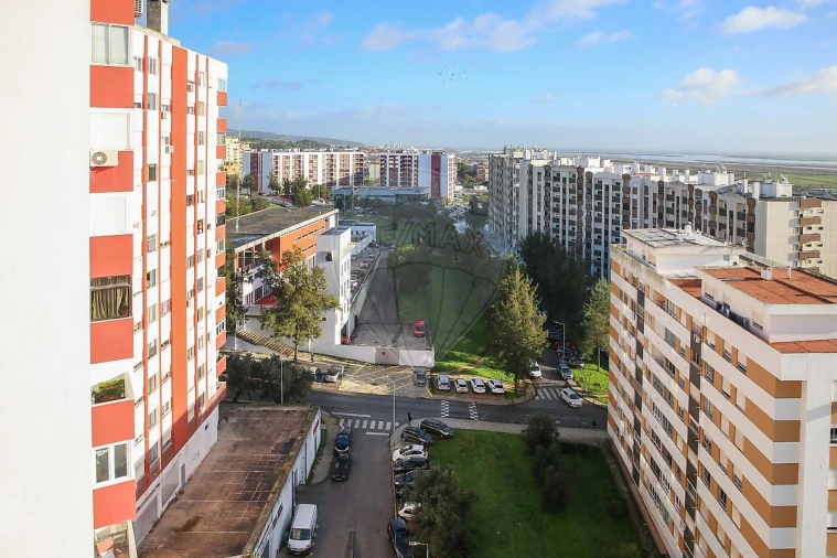 Apartamento T3 para Arrendamento em Póvoa de Santa Iria e Forte da Casa Foto 38