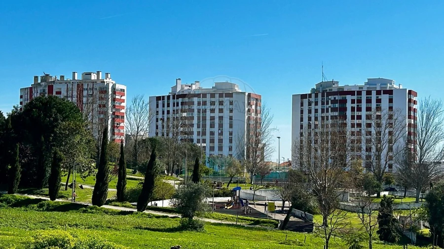 Apartamento T3 para Arrendamento em Póvoa de Santa Iria e Forte da Casa Foto 29