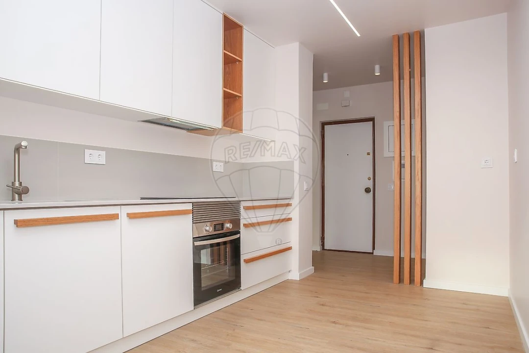 Apartamento T3 para Arrendamento em Póvoa de Santa Iria e Forte da Casa Foto 1