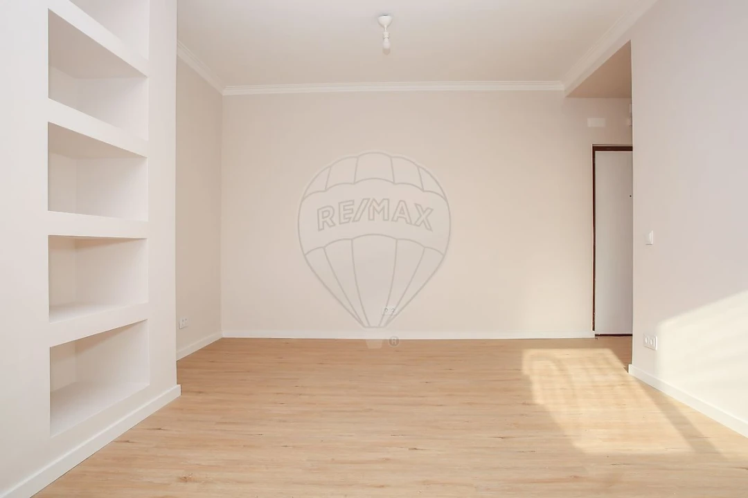 Apartamento T3 para Arrendamento em Póvoa de Santa Iria e Forte da Casa Foto 11