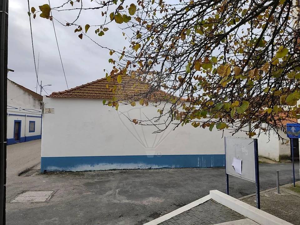 Moradia T2 para Venda em Raposa Foto 9