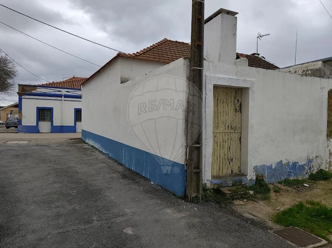 Moradia T2 para Venda em Raposa Foto 10