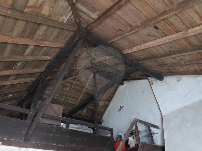 Moradia T2 para Venda em Raposa Foto 3