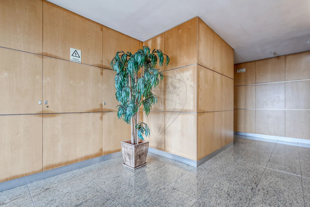 Apartamento T3 para Venda em Gulpilhares e Valadares Foto 4