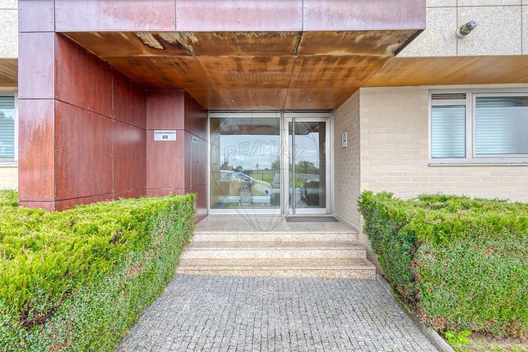 Apartamento T3 para Venda em Gulpilhares e Valadares Foto 3