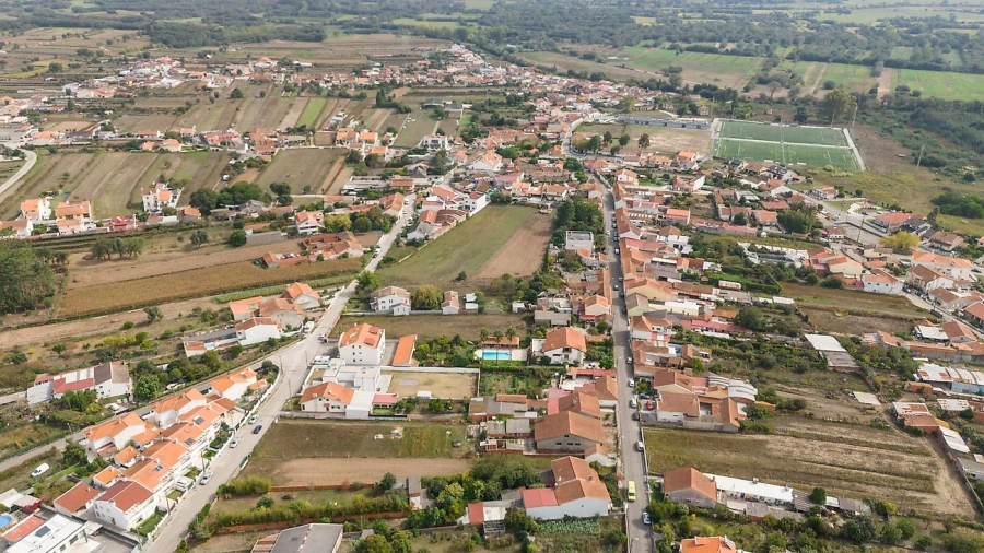 Terreno para Venda em Esgueira Foto 3