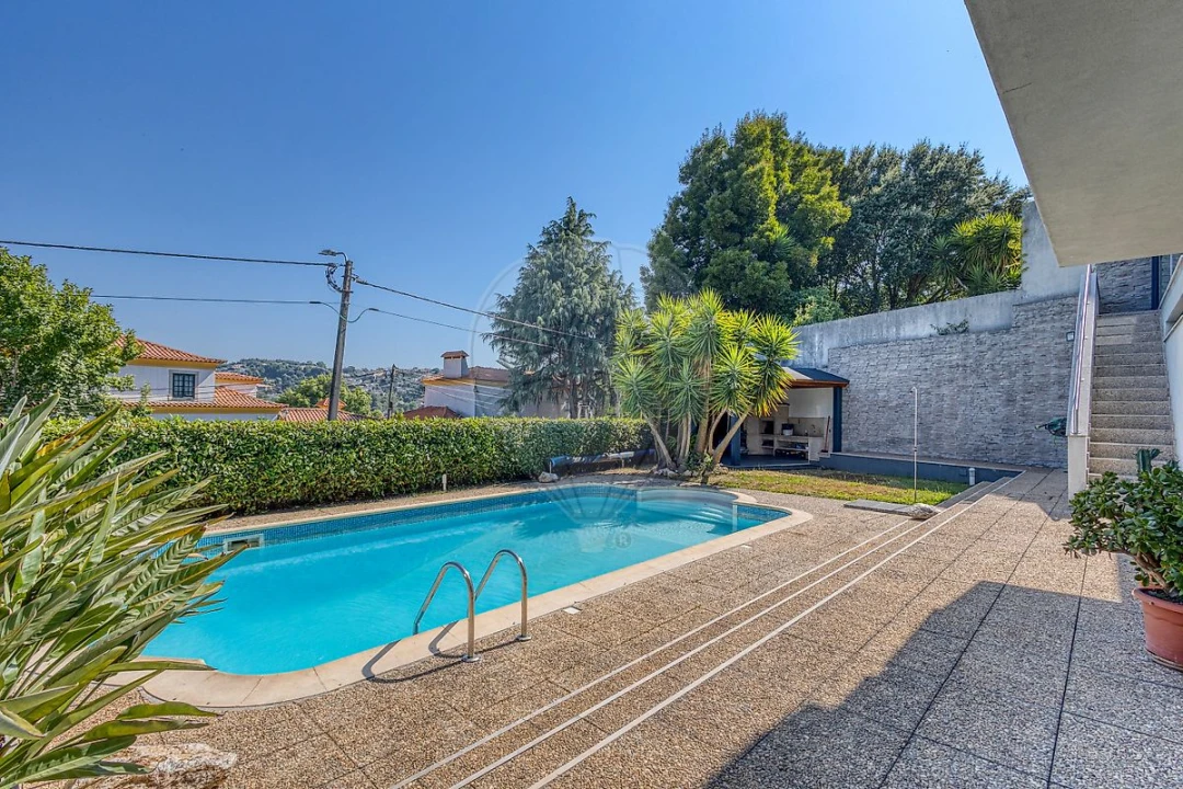 Moradia T5 para Venda em Gondomar (São Cosme), Valbom e Jovim Foto 35