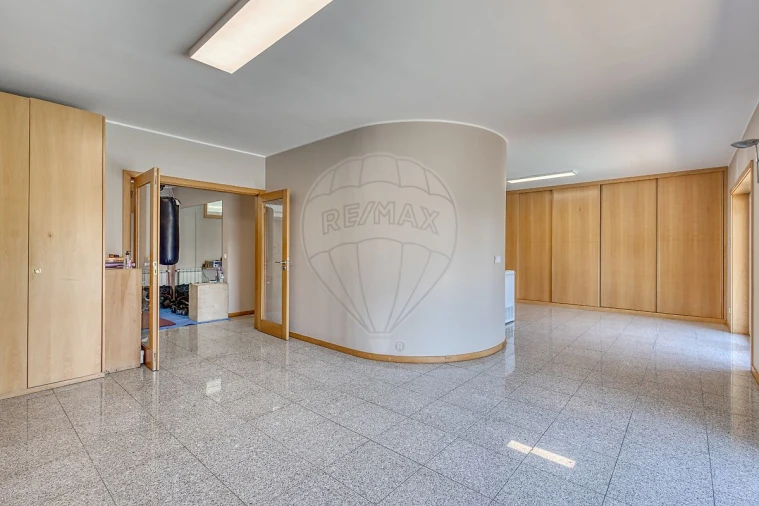 Moradia T5 para Venda em Gondomar (São Cosme), Valbom e Jovim Foto 30