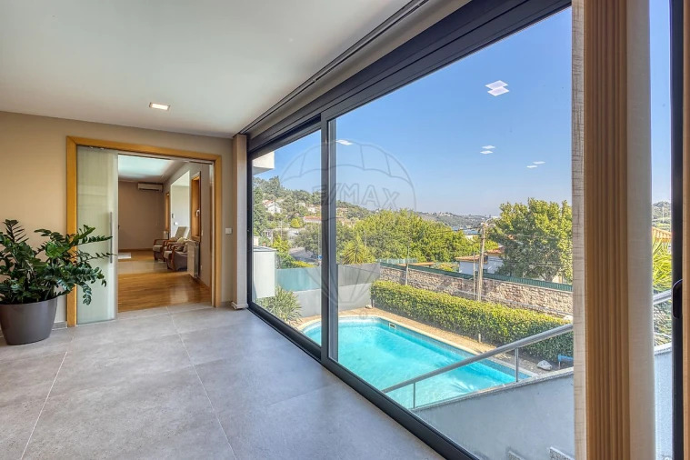 Moradia T5 para Venda em Gondomar (São Cosme), Valbom e Jovim Foto 18