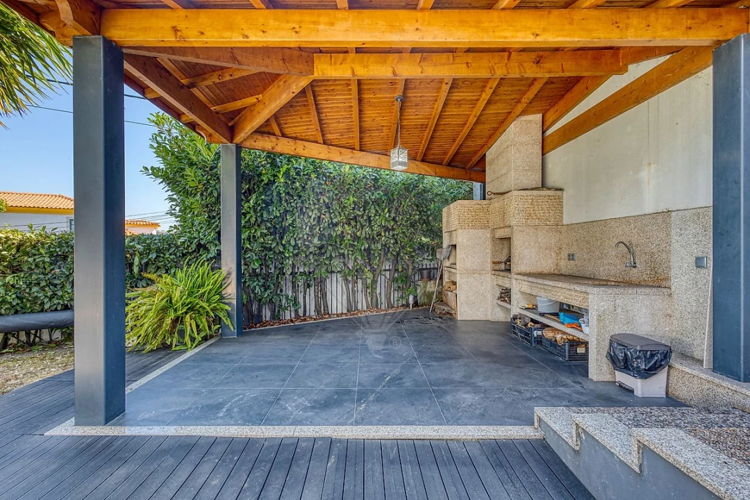 Moradia T5 para Venda em Gondomar (São Cosme), Valbom e Jovim Foto 38