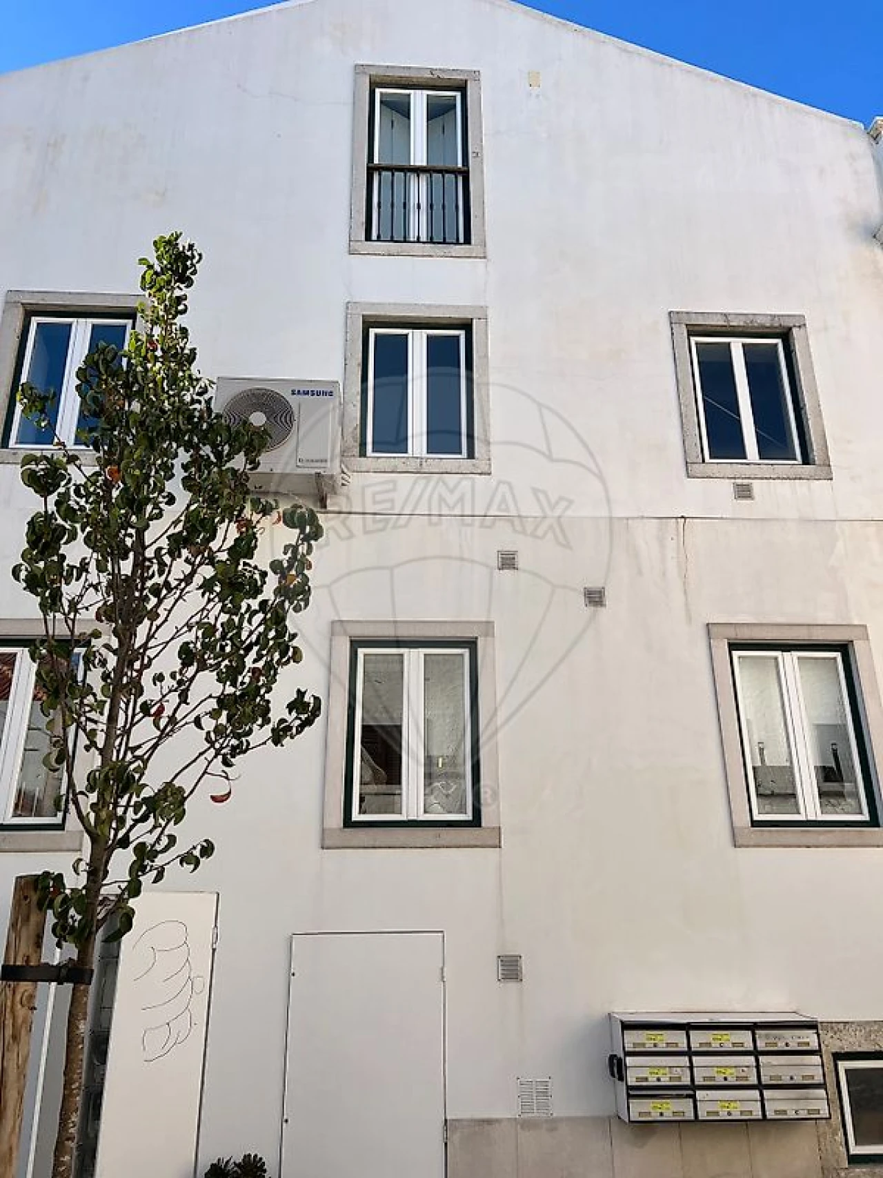 Apartamento T1 para Arrendamento em Sesimbra (Santiago) Foto 12