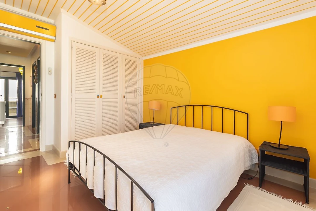 Apartamento T4 para Venda em Sesimbra (Santiago) Foto 30