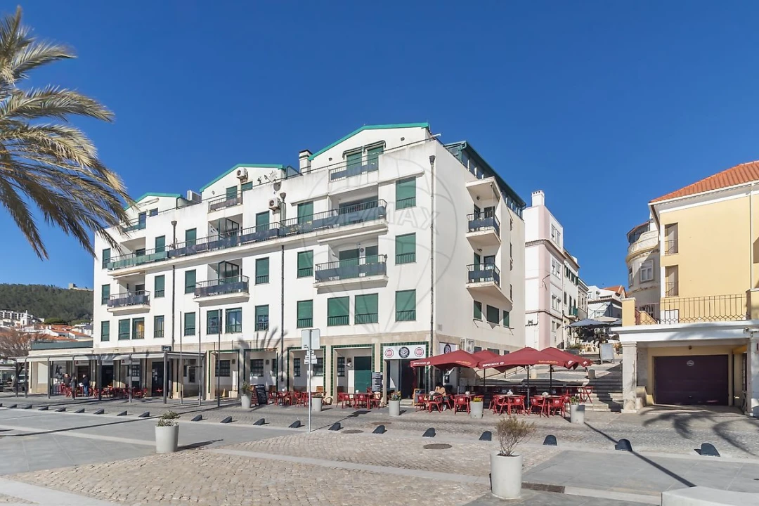 Apartamento T4 para Venda em Sesimbra (Santiago) Foto 1