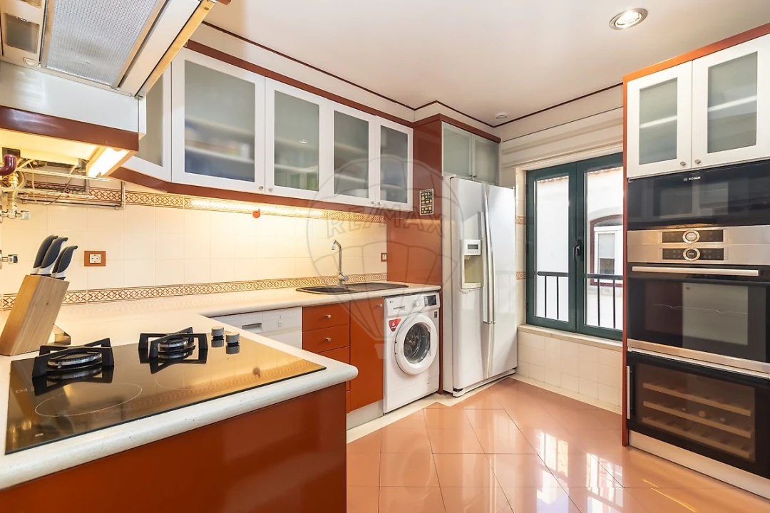 Apartamento T4 para Venda em Sesimbra (Santiago) Foto 21