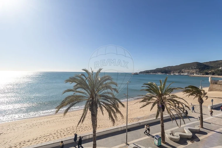 Apartamento T4 para Venda em Sesimbra (Santiago) Foto 16