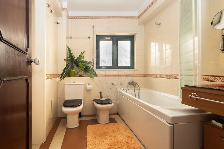 Apartamento T4 para Venda em Sesimbra (Santiago) Foto 20