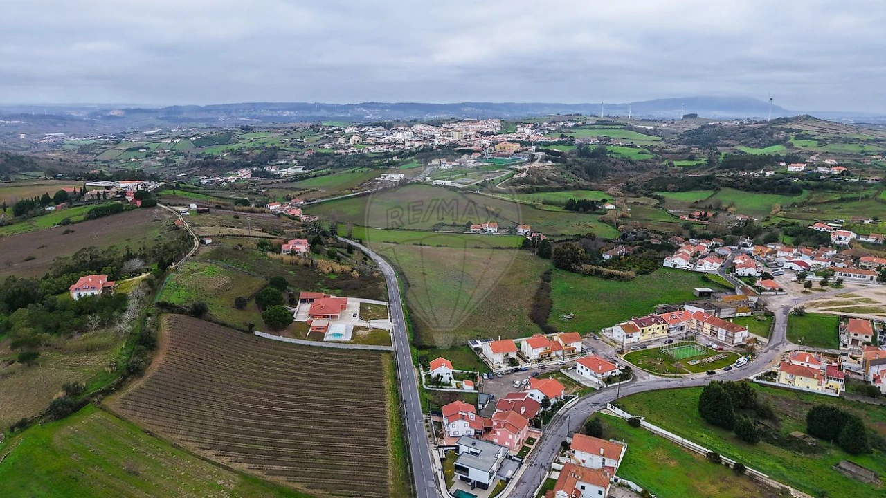 Terreno para Venda em Santo Quintino Foto 20