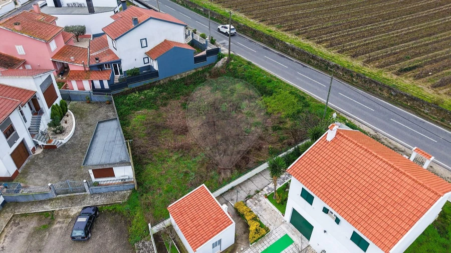 Terreno para Venda em Santo Quintino Foto 3