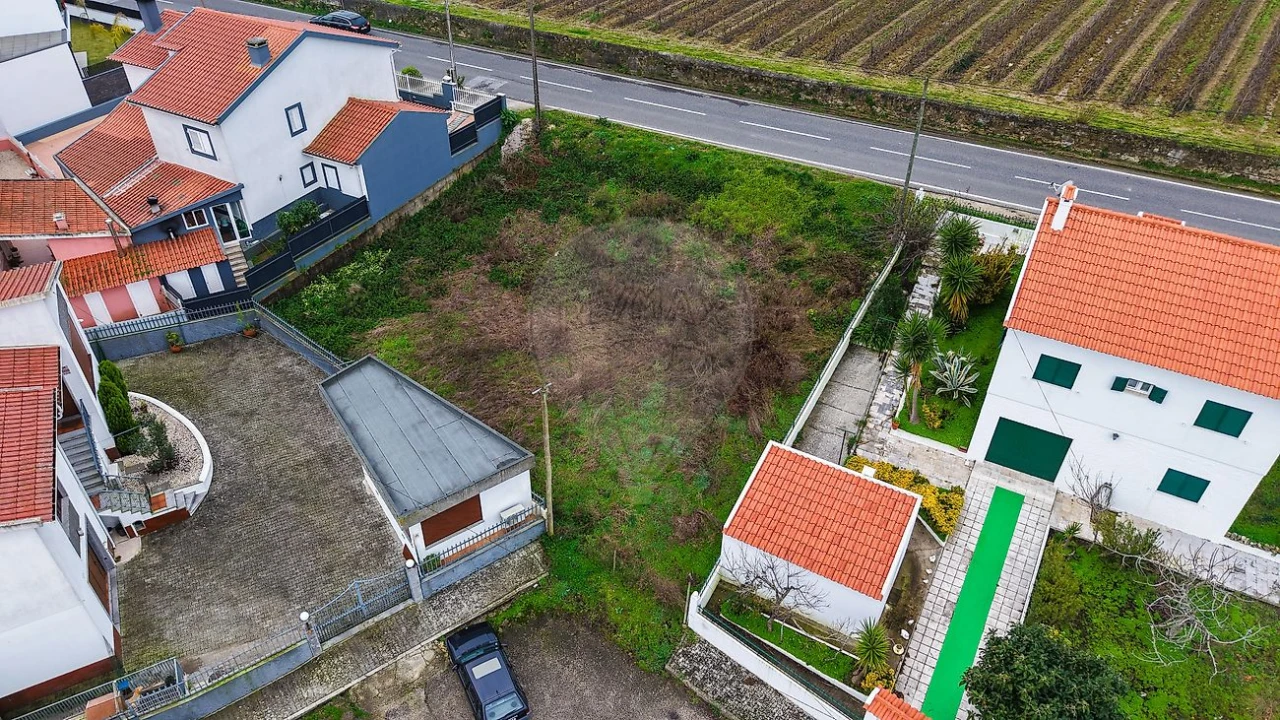 Terreno para Venda em Santo Quintino Foto 5